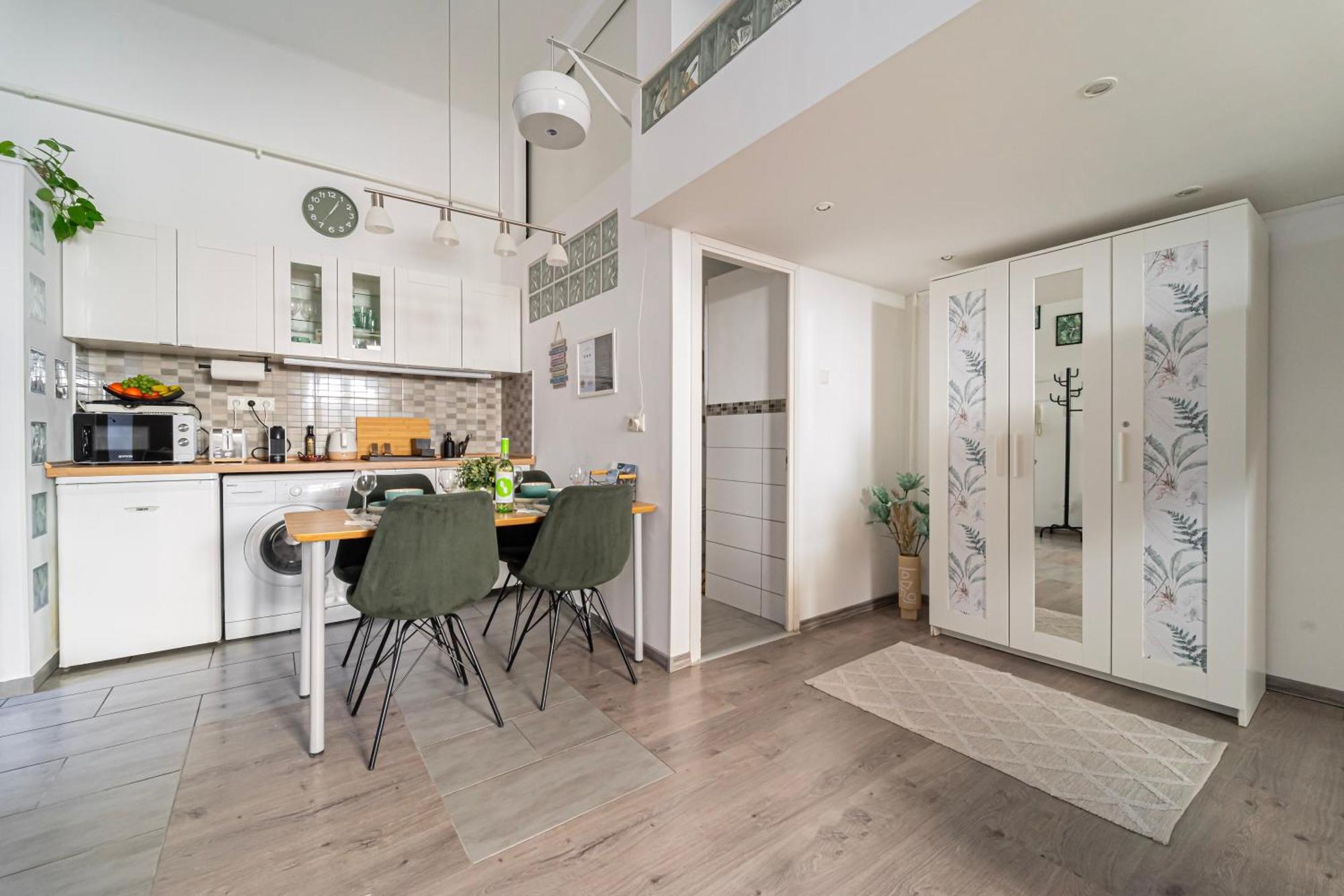 Lonyay Chill Zone Apartment บูดาเปสต์ ภายนอก รูปภาพ